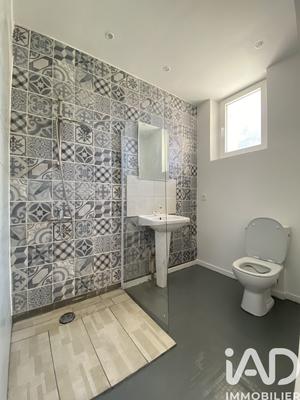 Maison - 99 m² - 5 pièces