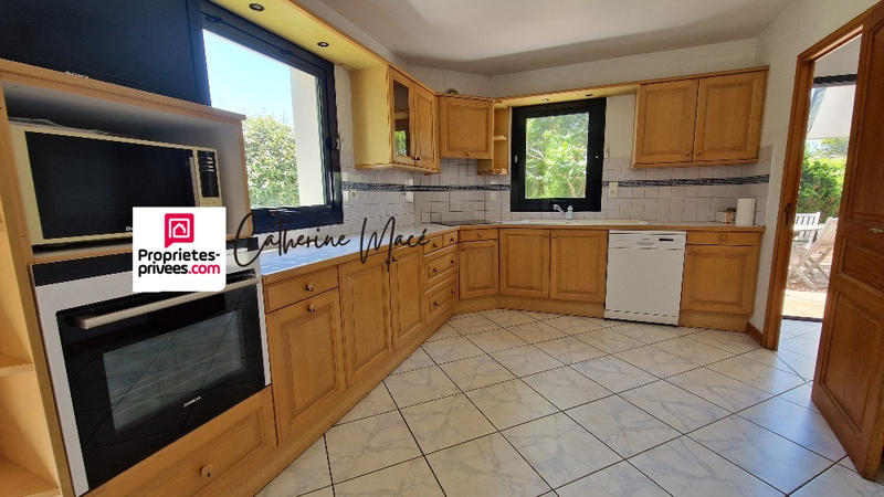 Maison - 170 m² - 8 pièces