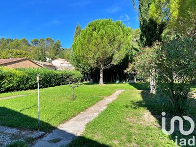 Maison - 140 m² - 4 pièces