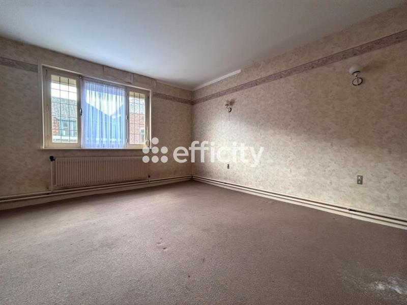 Maison - 200 m² - 5 pièces