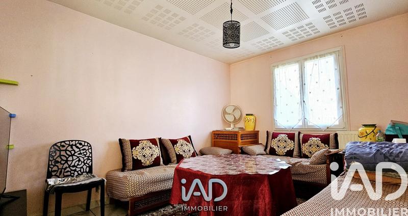 Maison - 167 m² - 9 pièces