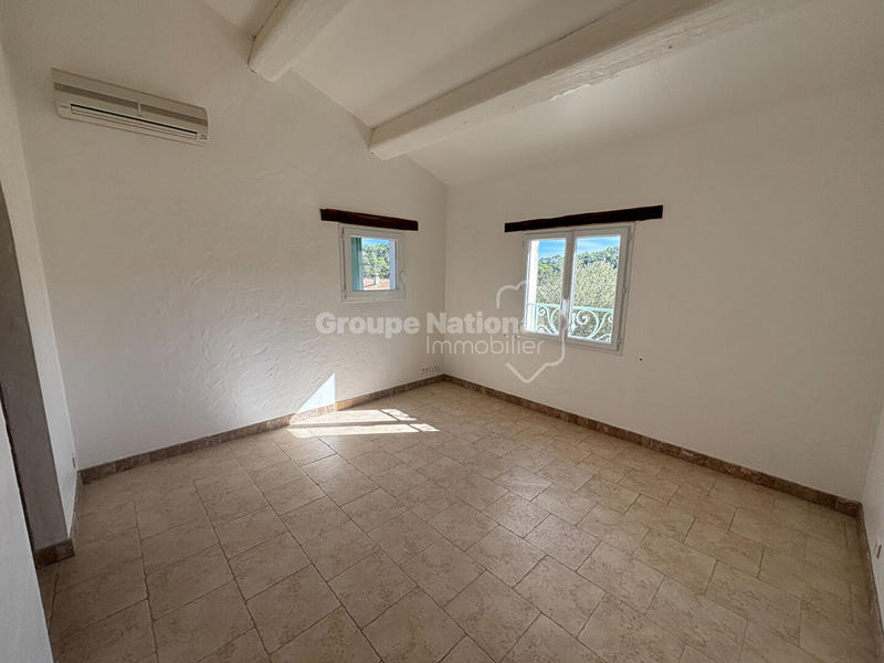 Villa - 168 m² - 6 pièces