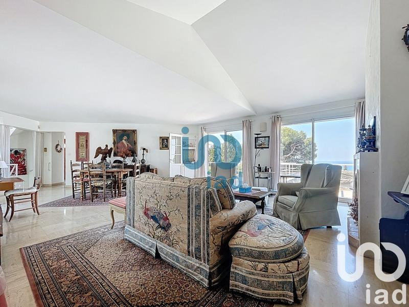 Maison de maîtres - 200 m² - 6 pièces