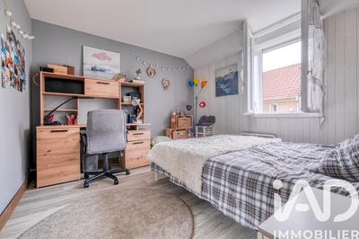 Maison - 96 m² - 6 pièces