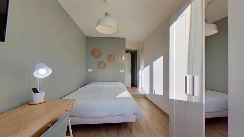 Appartement - 90 m² - 5 pièces