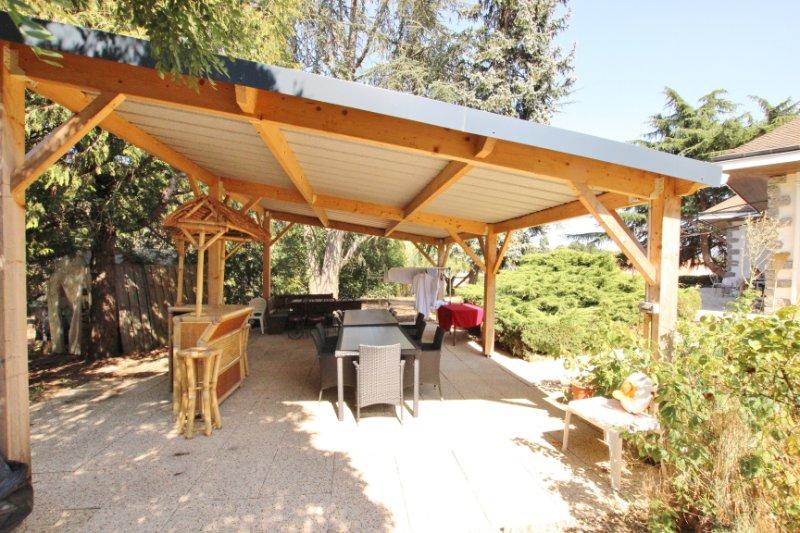 Maison - 230 m² - 8 pièces