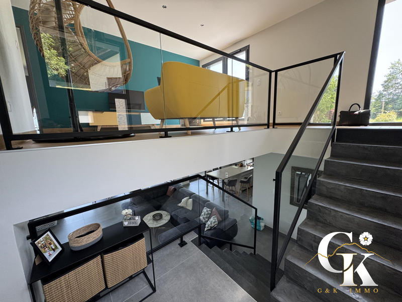 Maison - 160 m² - 6 pièces