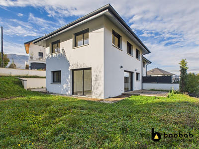 Maison - 124 m² - 5 pièces