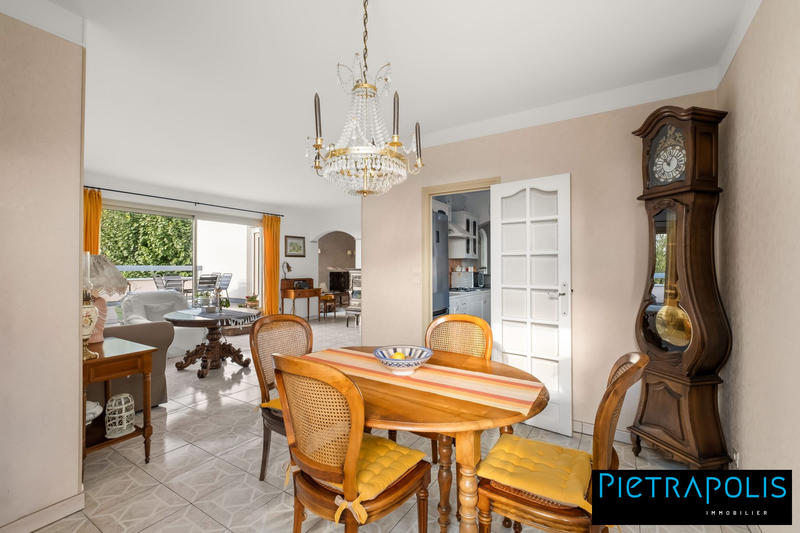 Appartement - 109 m² - 4 pièces