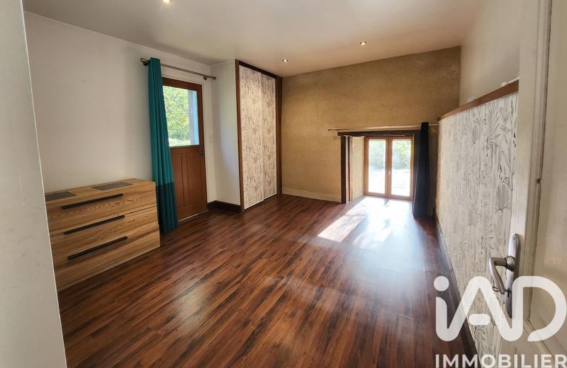 Maison - 180 m² - 8 pièces
