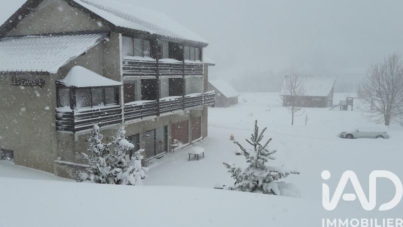 Appartement - 177 m² - 8 pièces