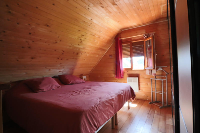 Châlet - 81 m² - 8 pièces