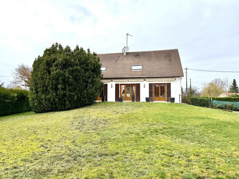 Maison traditionnelle - 150 m² - 7 pièces