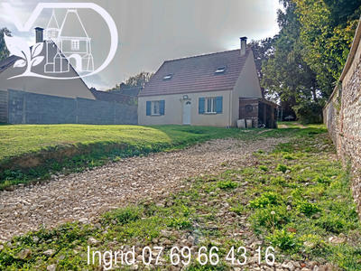 Maison - 96 m² - 5 pièces