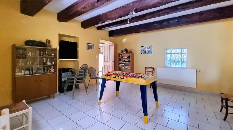 Mas - 206 m² - 7 pièces