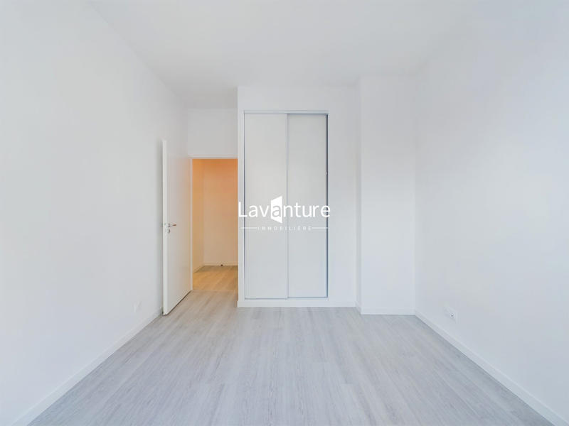 Appartement - 100 m² - 5 pièces