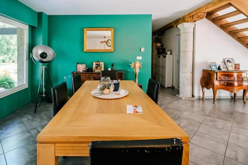 Maison - 180 m² - 6 pièces