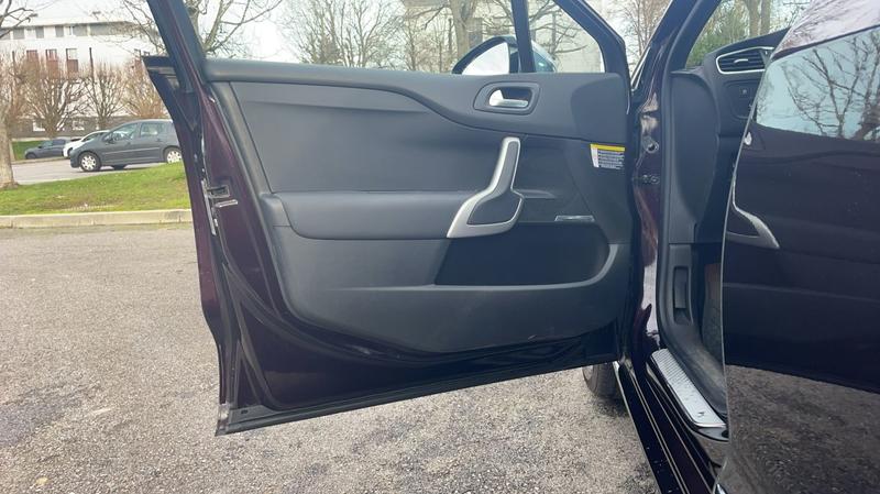 Citroën Ds4 1.2 Puretech 130 Urban Show - 5 places