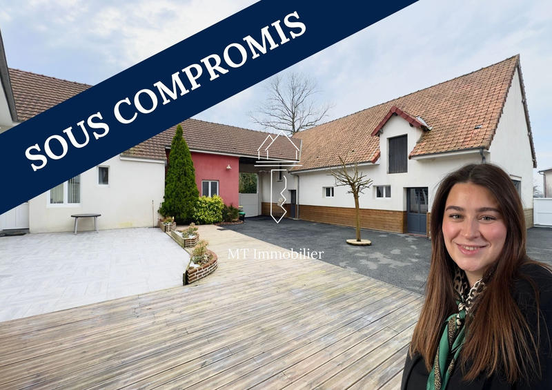 Maison - 280 m² - 9 pièces