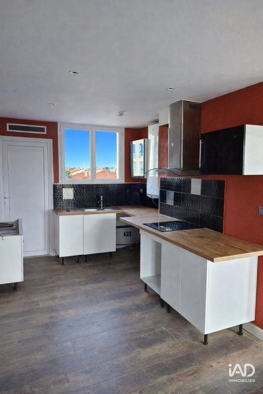 Appartement - 80 m² - 4 pièces