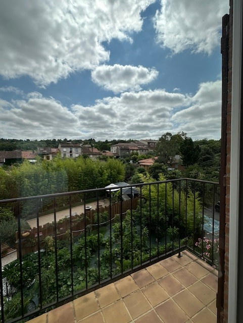 Duplex - 148 m² - 6 pièces