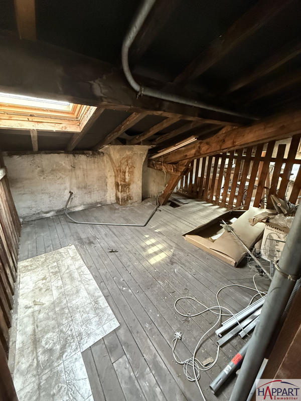 Appartement - 80 m² - 1 pièce