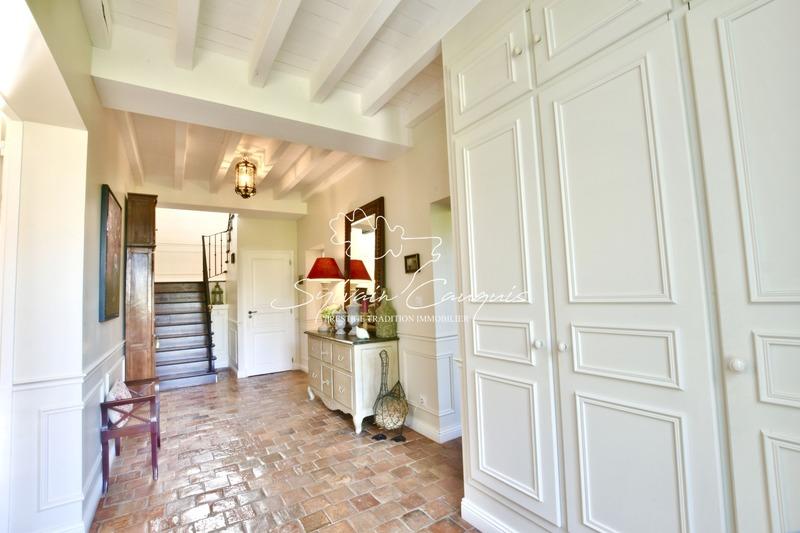 Maison bourgeoise - 270 m² - 9 pièces