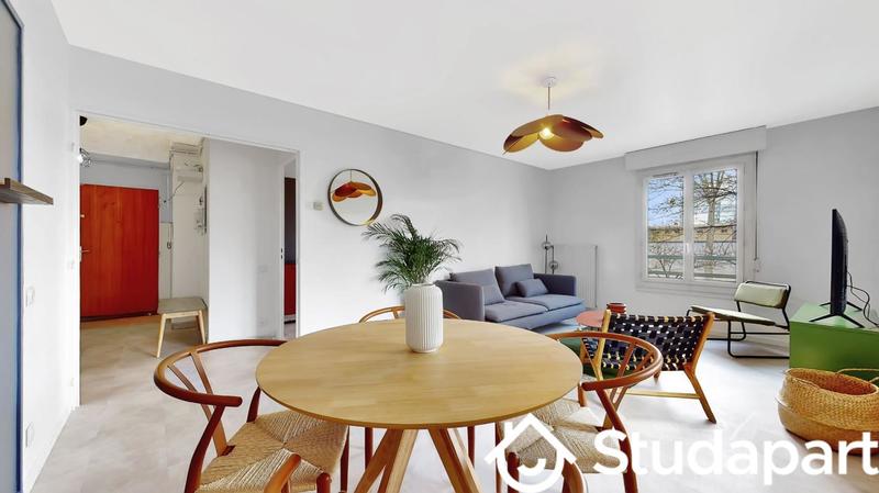 Chambre - 11 m² - 1 pièce