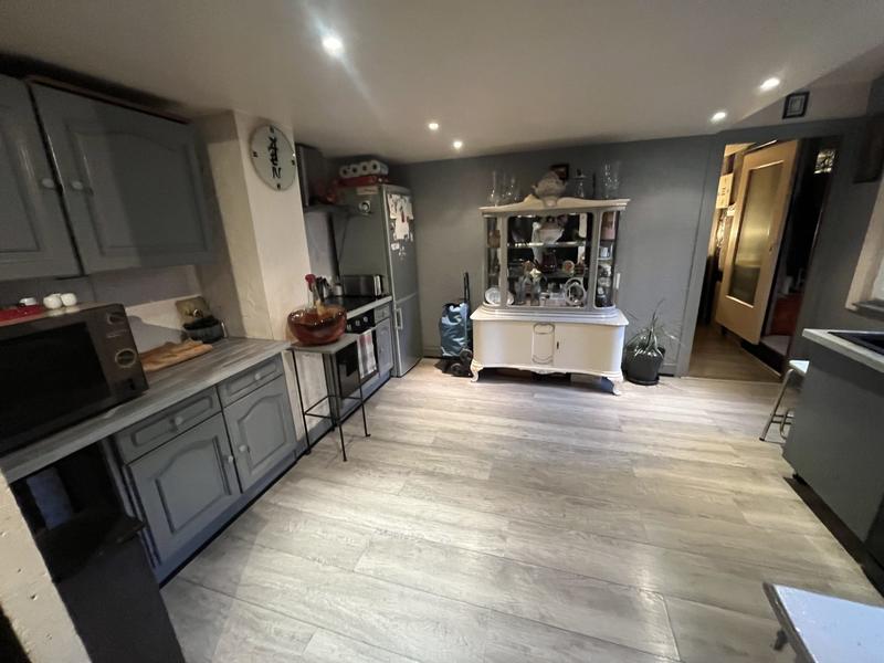 Appartement - 77 m² - 3 pièces