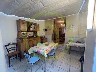 Maison - 96 m² - 5 pièces