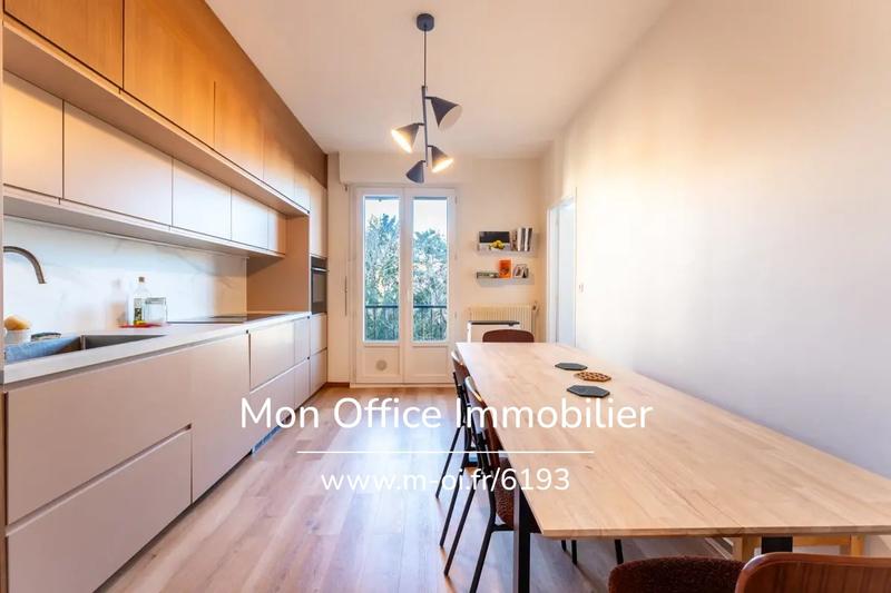 Appartement - 132 m² - 5 pièces