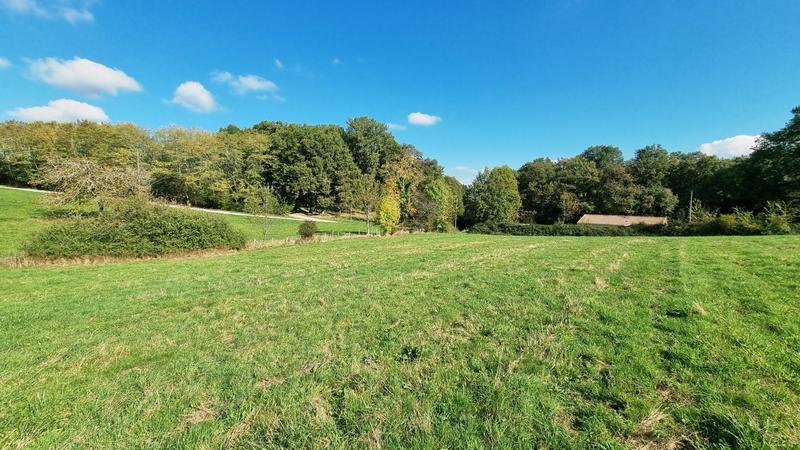 Terrain constructible - 1 980 m²