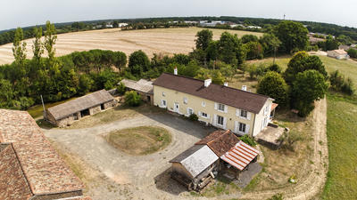 Maison - 185 m² - 9 pièces