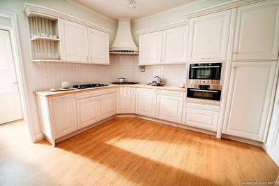 Maison - 97 m² - 5 pièces