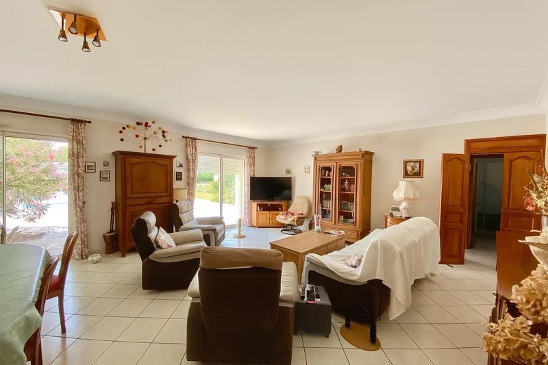 Maison - 142 m² - 6 pièces