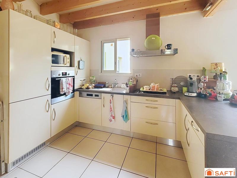 Maison - 90 m² - 4 pièces