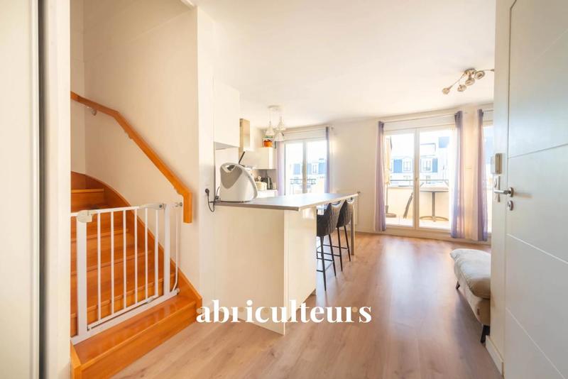 Appartement ancien - 70 m² - 3 pièces