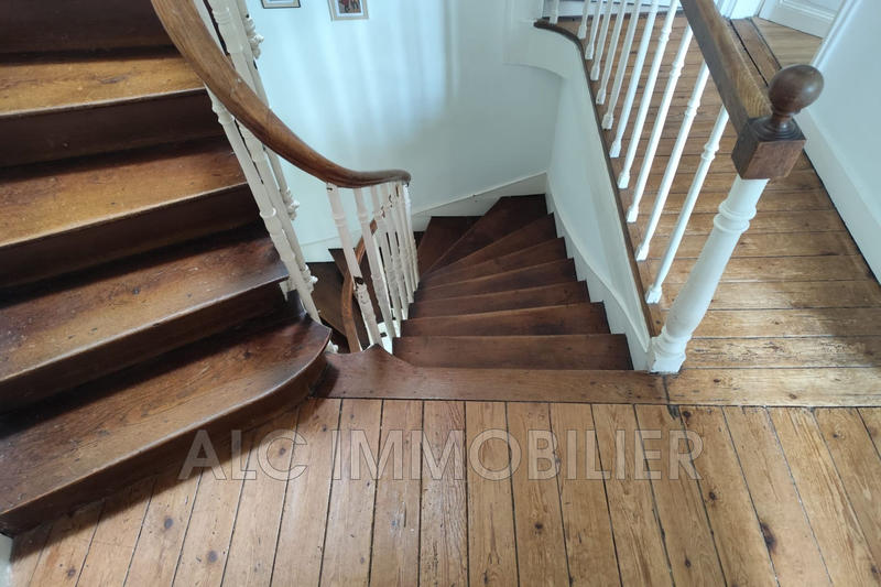 Maison - 142 m² - 6 pièces