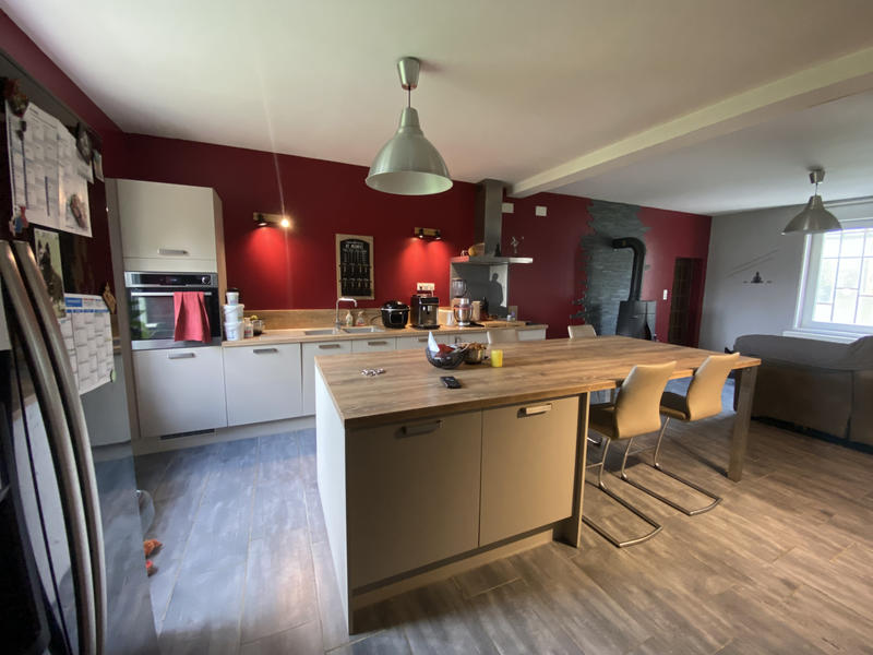 Maison - 200 m² - 7 pièces