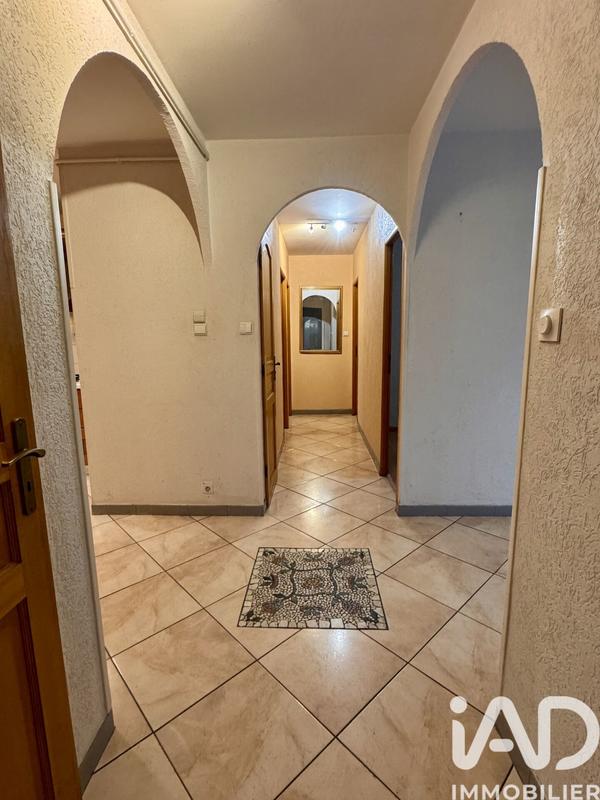 Appartement - 75 m² - 4 pièces