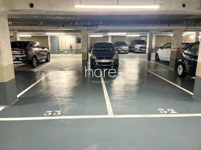 Parking / Garage - 14 m²