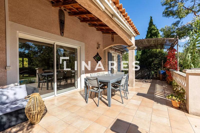 Maison - 145 m² - 5 pièces