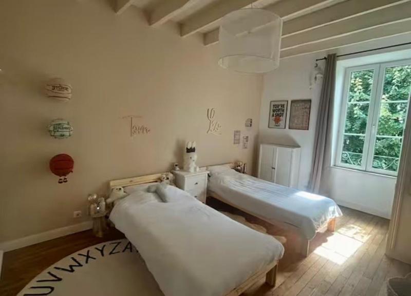 Demeure - 191 m² - 5 pièces