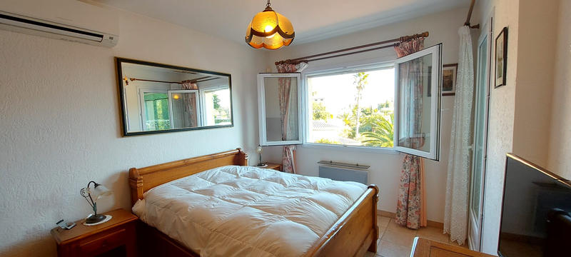 Villa - 139 m² - 6 pièces