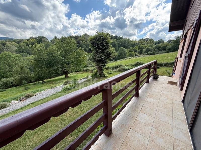 Maison - 145 m² - 8 pièces