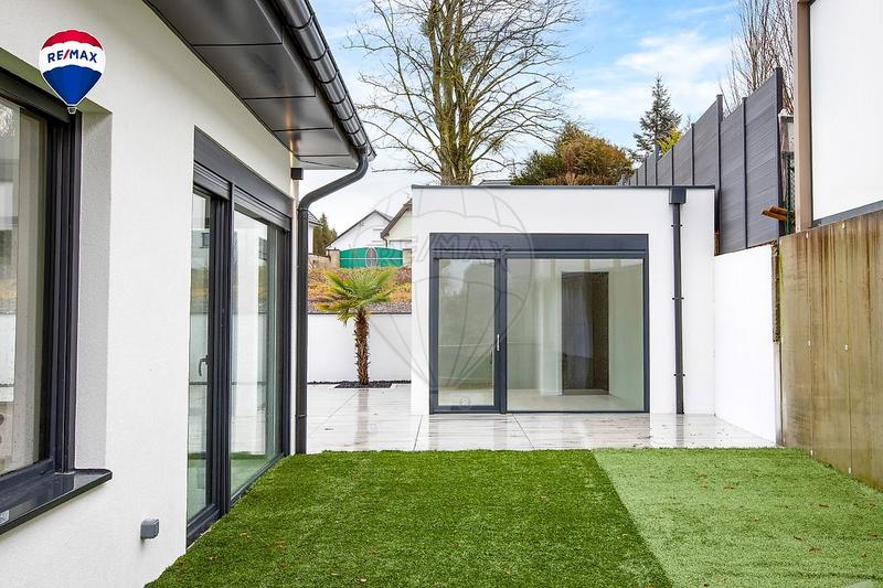 Maison - 187 m² - 6 pièces