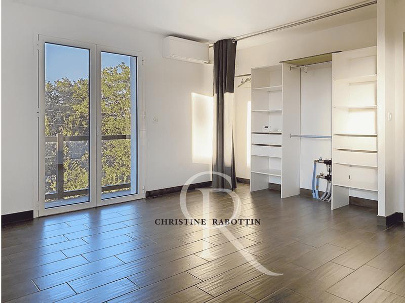 Villa - 143 m² - 4 pièces