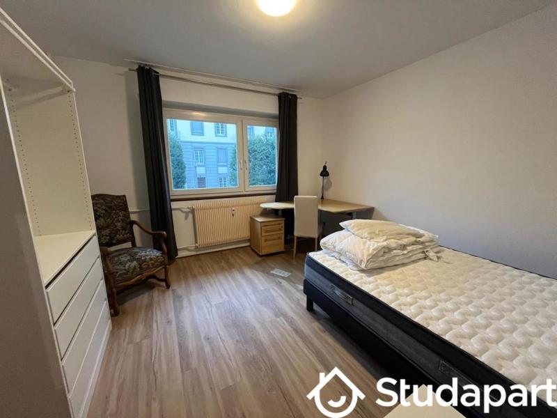 Chambre - 24 m² - 1 pièce