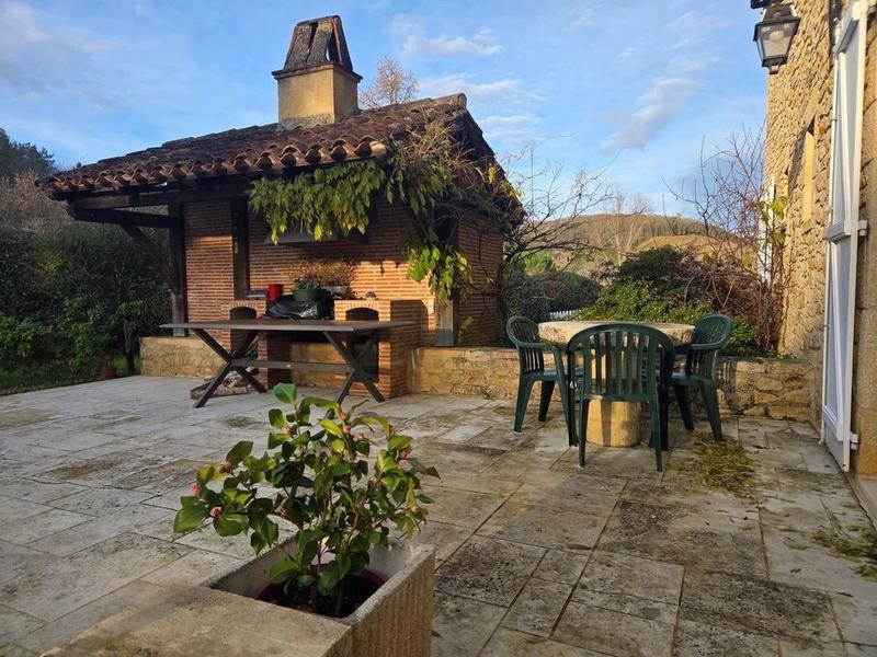 Maison en pierre - 169 m² - 7 pièces