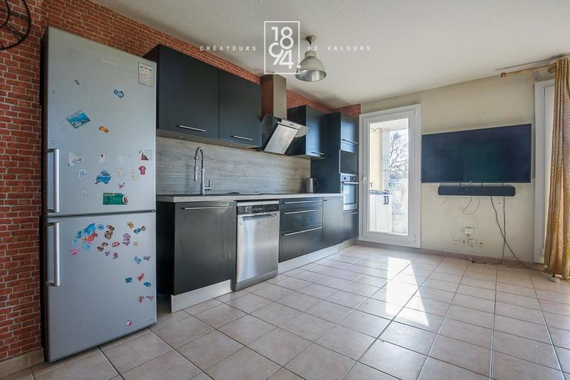 Appartement - 85 m² - 4 pièces